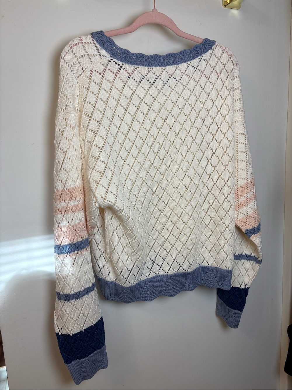 NWT Hem & Thread Ivory Blue Blush Sweater - Picture 5 of 5